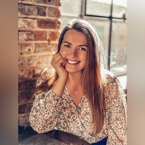 Meet your Posher, Jessica!